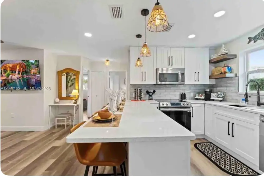 301 Hollywood Ave Daytona, FL 32118