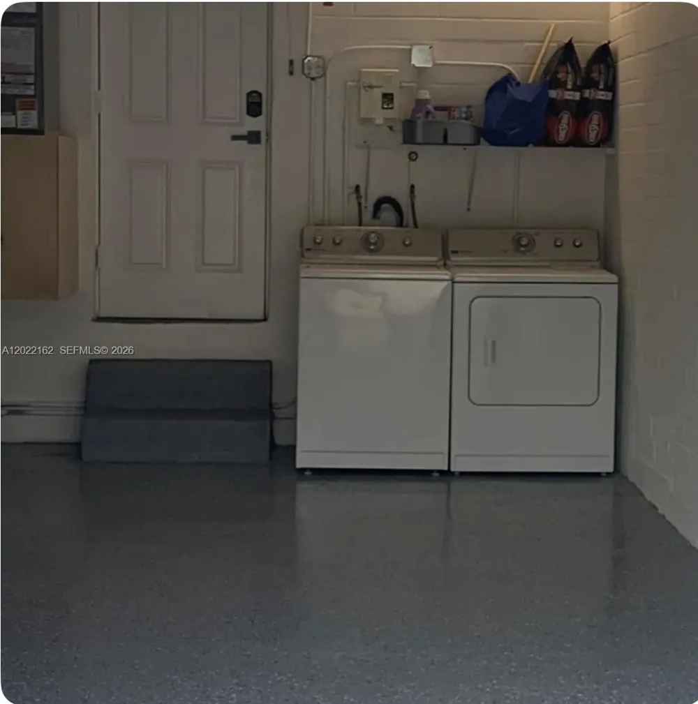 301 Hollywood Ave Daytona, FL 32118