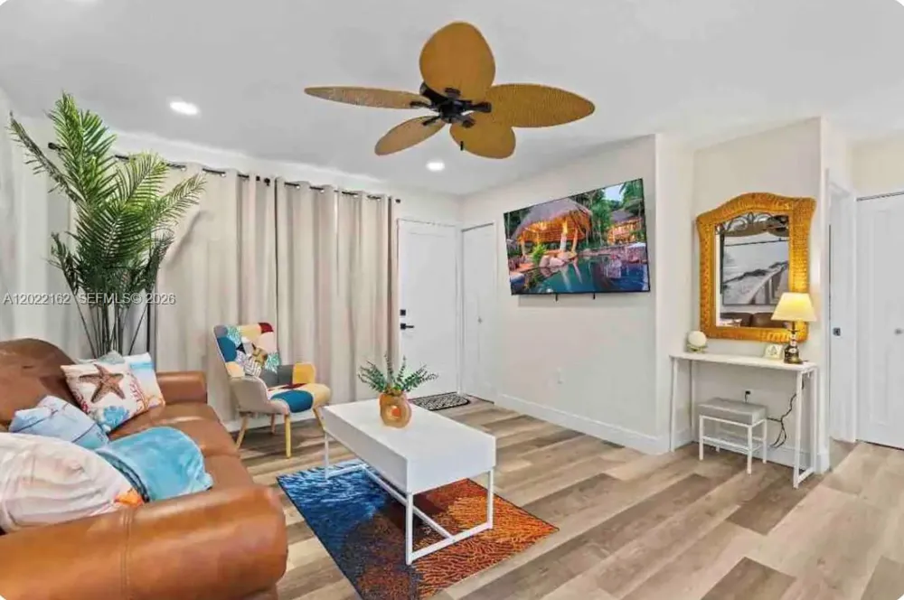 301 Hollywood Ave Daytona, FL 32118