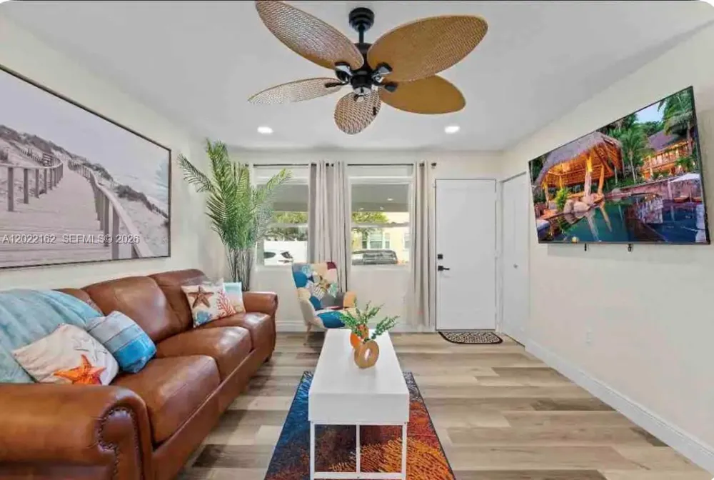 301 Hollywood Ave Daytona, FL 32118