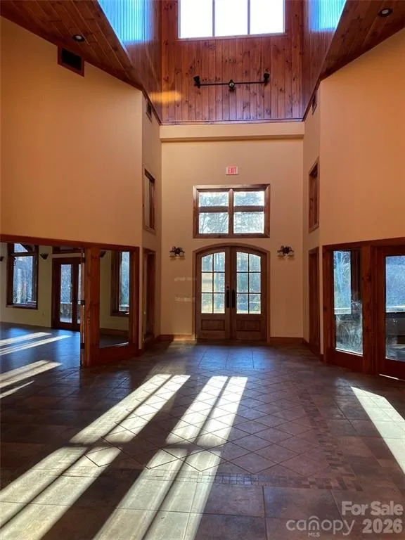 Shagbark Dr Sylva, NC 28779