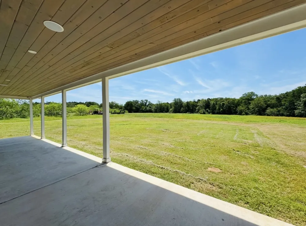 1300 Private Road 7037 Lexington, TX 78947