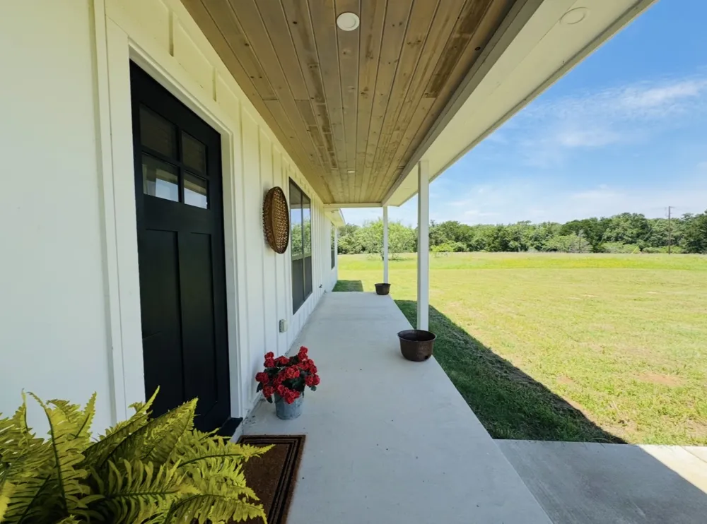 1300 Private Road 7037 Lexington, TX 78947