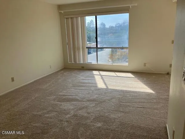 254 Sequoia Court #37 Thousand Oaks, CA 91360
