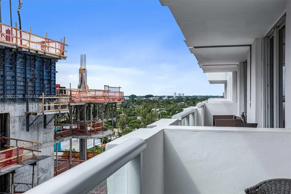 9195 NE Collins Ave #1104 Surfside, FL 33154