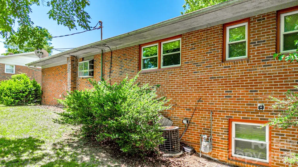 135 Hazelwood Drive Forest City, NC 28043