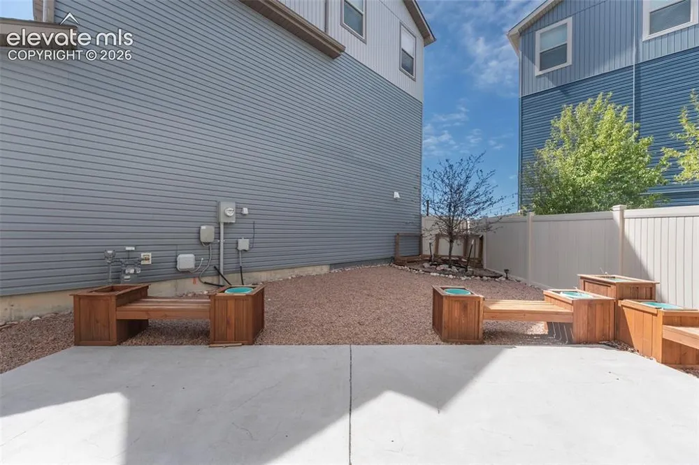 9528 Timberlake Loop Colorado Springs, CO 80927