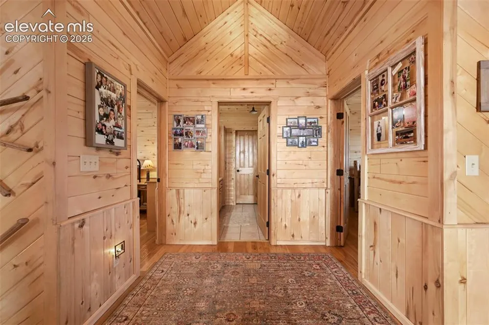 29 Howe Road Westcliffe, CO 81252
