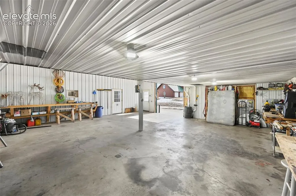 29 Howe Road Westcliffe, CO 81252