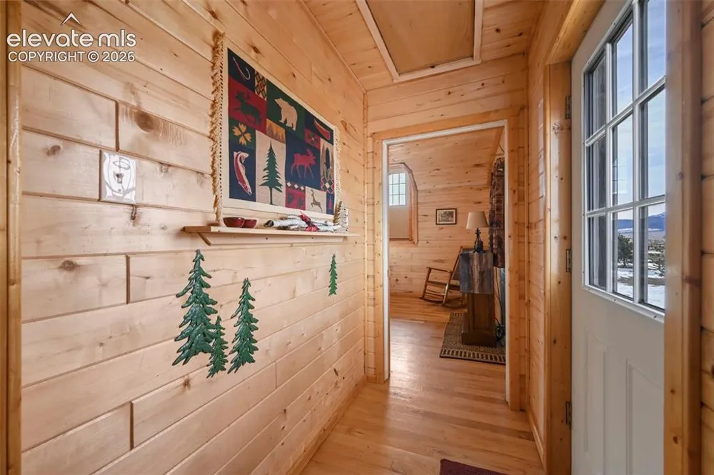 29 Howe Road Westcliffe, CO 81252
