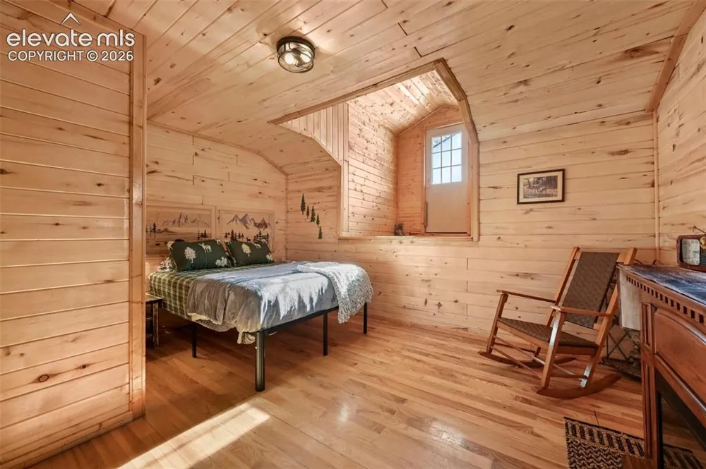 29 Howe Road Westcliffe, CO 81252