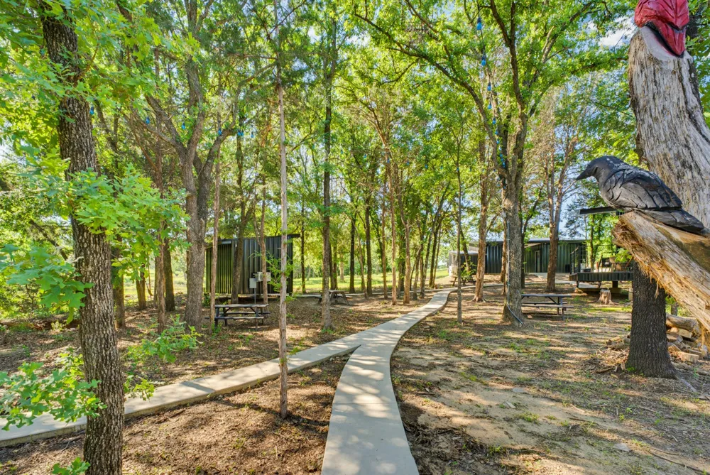 442 CR 1270 Alvord, TX 76225