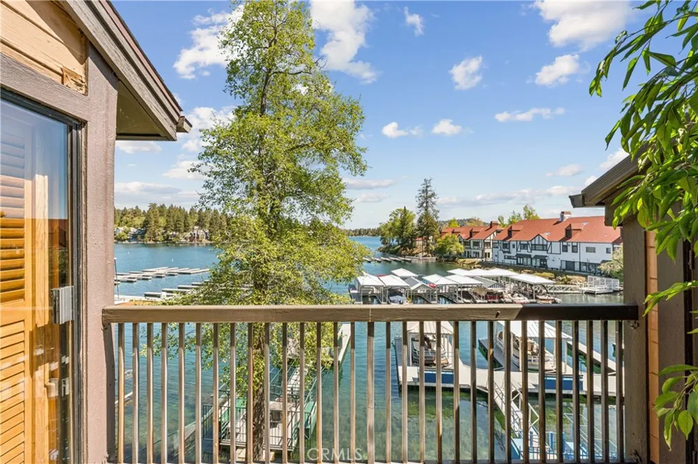 1 Village Bay #2 Lake Arrowhead, CA 92352