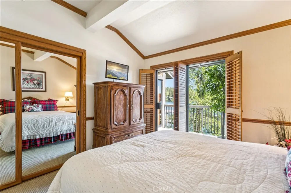 1 Village Bay #2 Lake Arrowhead, CA 92352