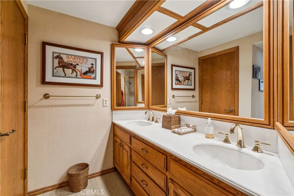 1 Village Bay #2 Lake Arrowhead, CA 92352