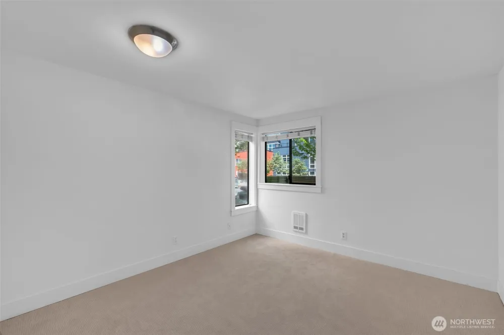 3401 Wallingford Avenue #210 Seattle, WA 98103