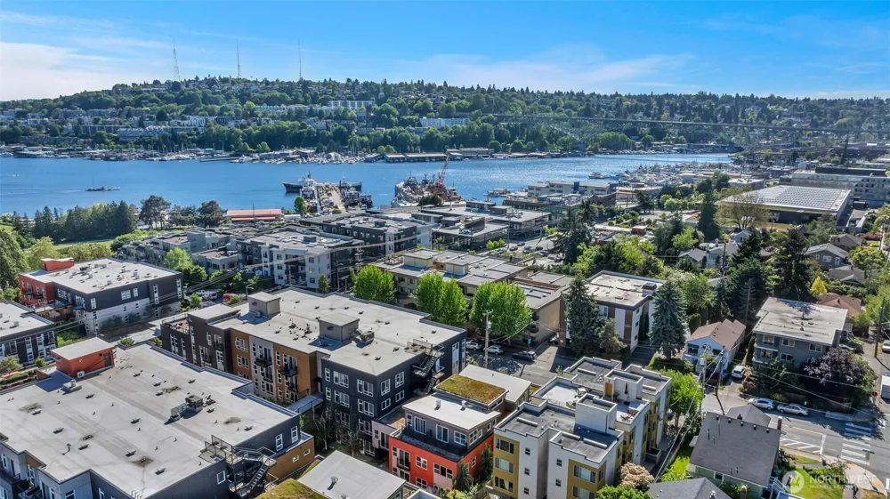 3401 Wallingford Avenue #210 Seattle, WA 98103