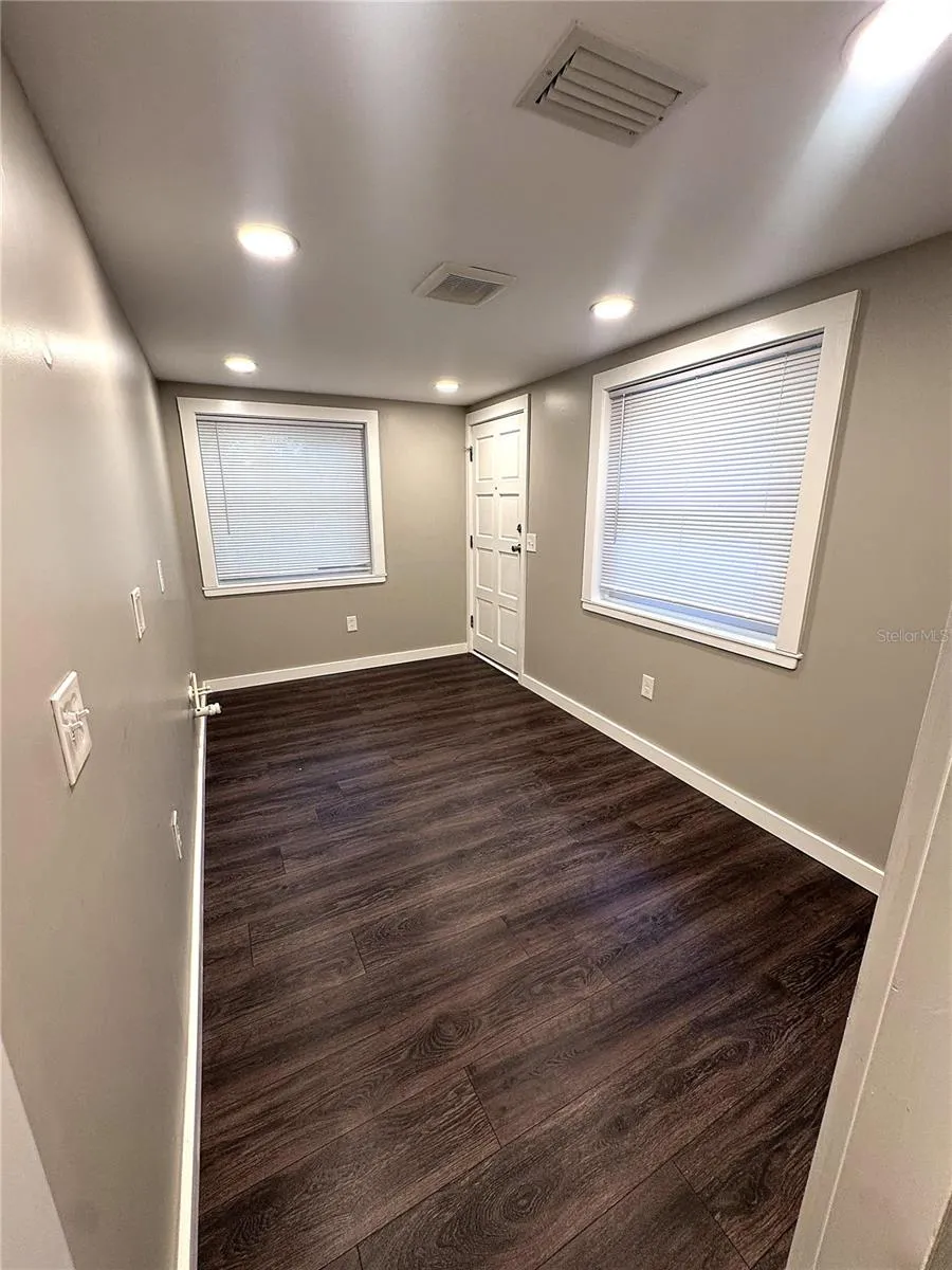 3 ELIZABETH DRIVE E Palm Coast, FL 32137