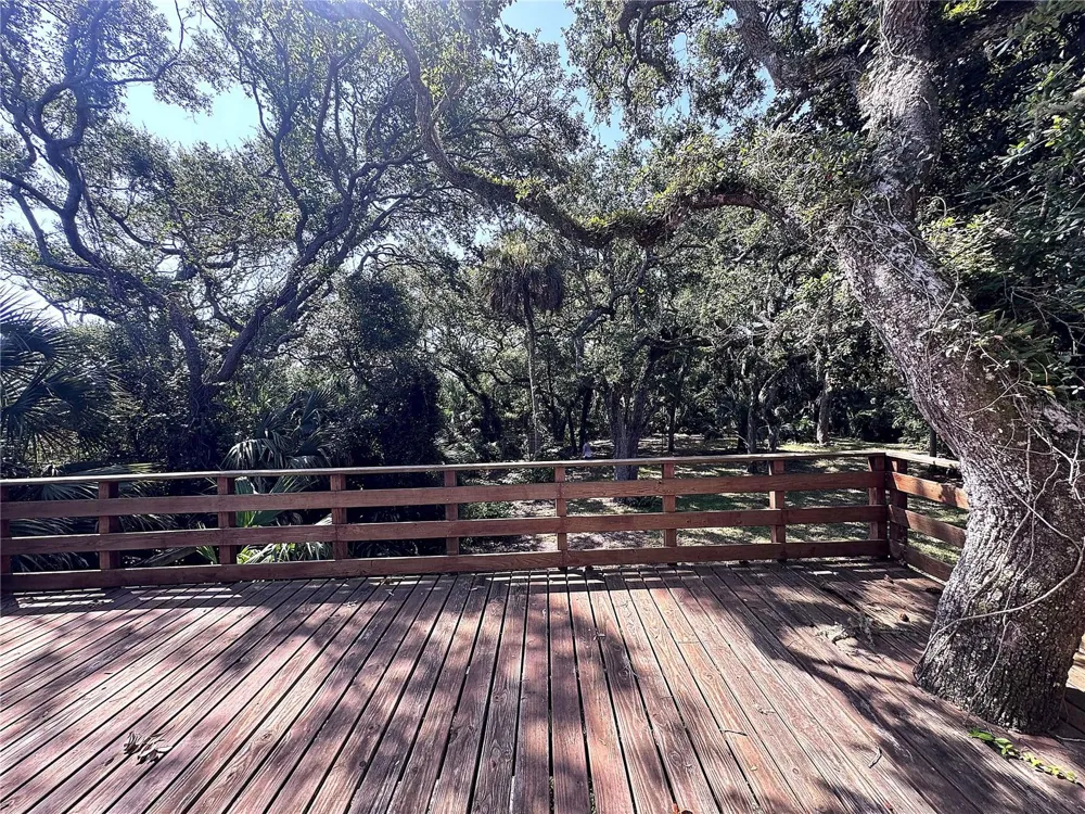 3 ELIZABETH DRIVE E Palm Coast, FL 32137