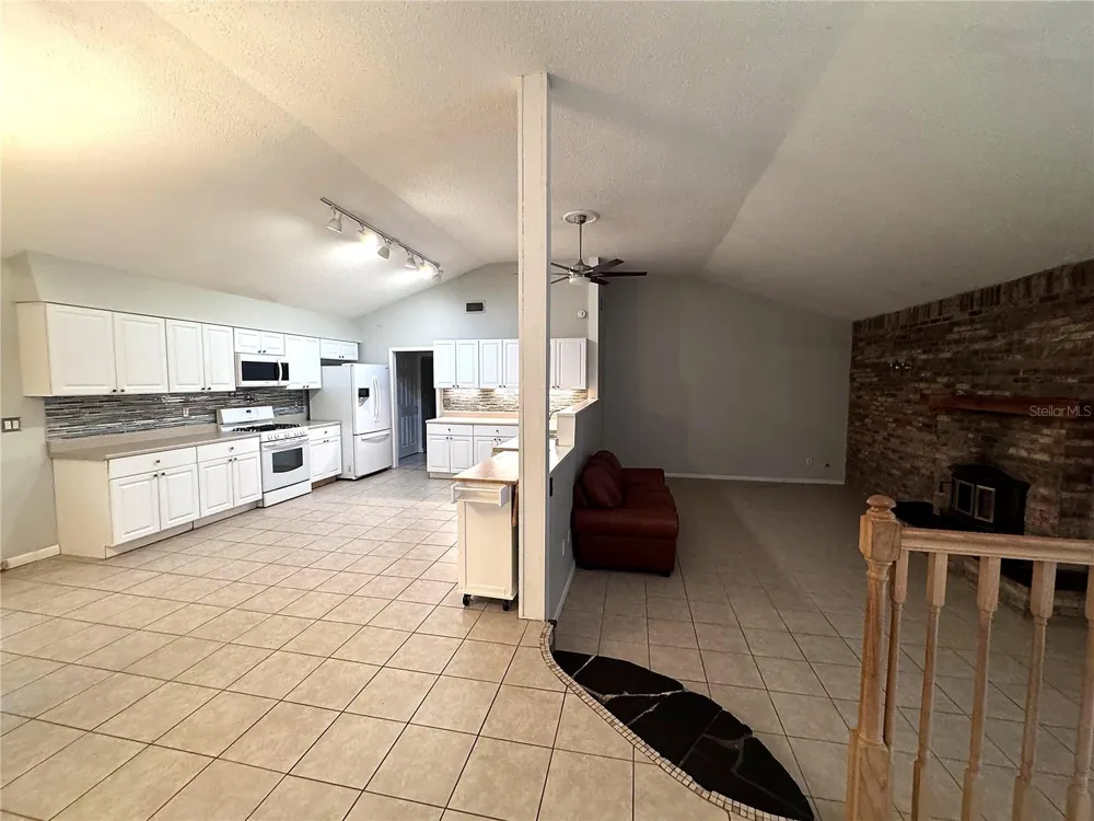 3 ELIZABETH DRIVE E Palm Coast, FL 32137
