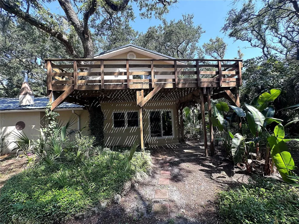3 ELIZABETH DRIVE E Palm Coast, FL 32137