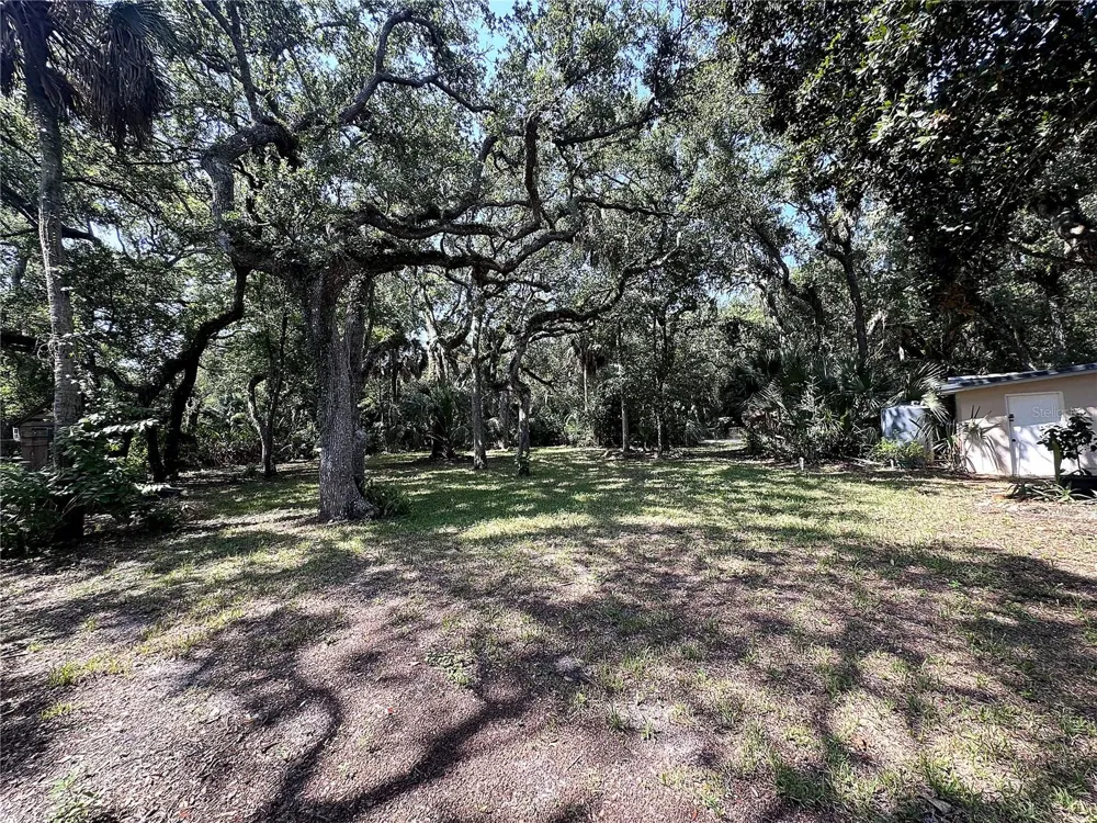 3 ELIZABETH DRIVE E Palm Coast, FL 32137