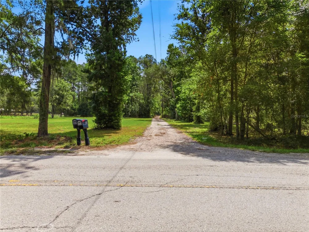 1074 CULBREATH ROAD Brooksville, FL 34602