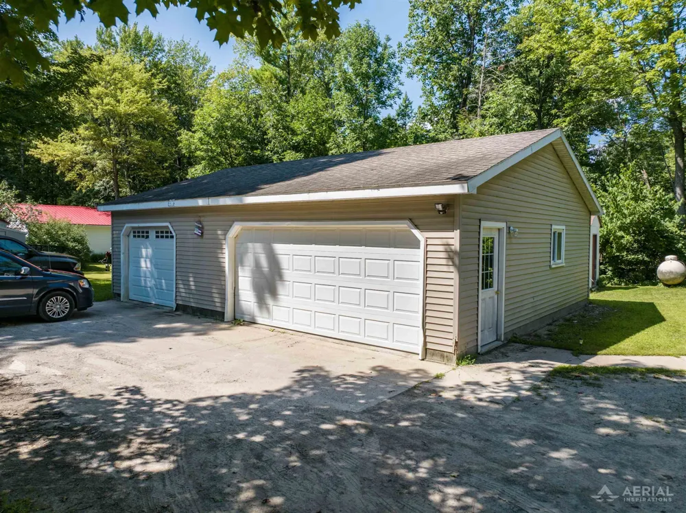 6970 Wickert Road Plainfield Township, MI 48739