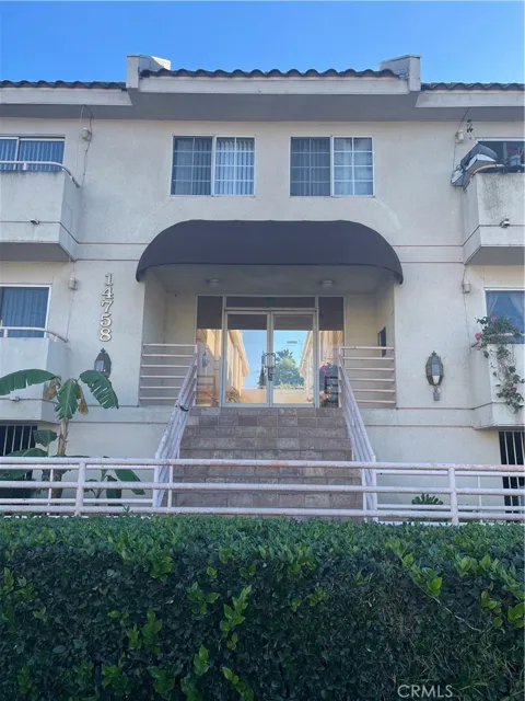 14758 Magnolia Boulevard #102