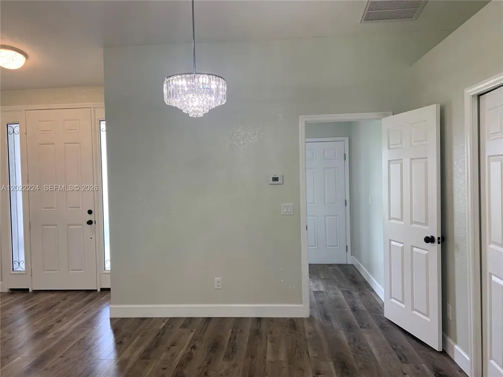 120 CLINTON AVENUE Lake Placid, FL 33852