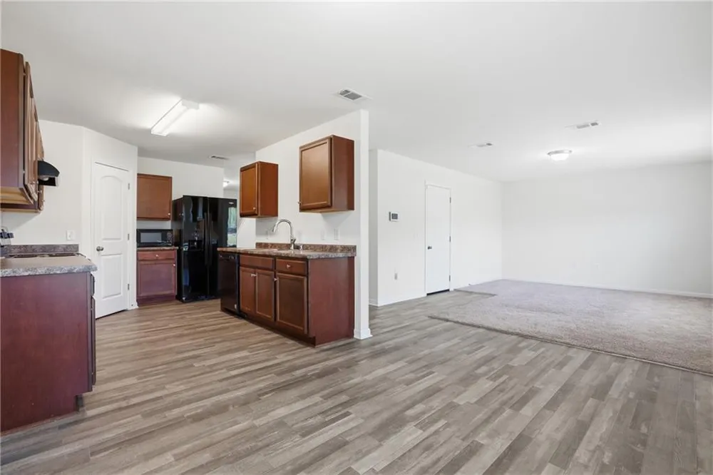 225 Rendell Lane Hinesville, GA 31313