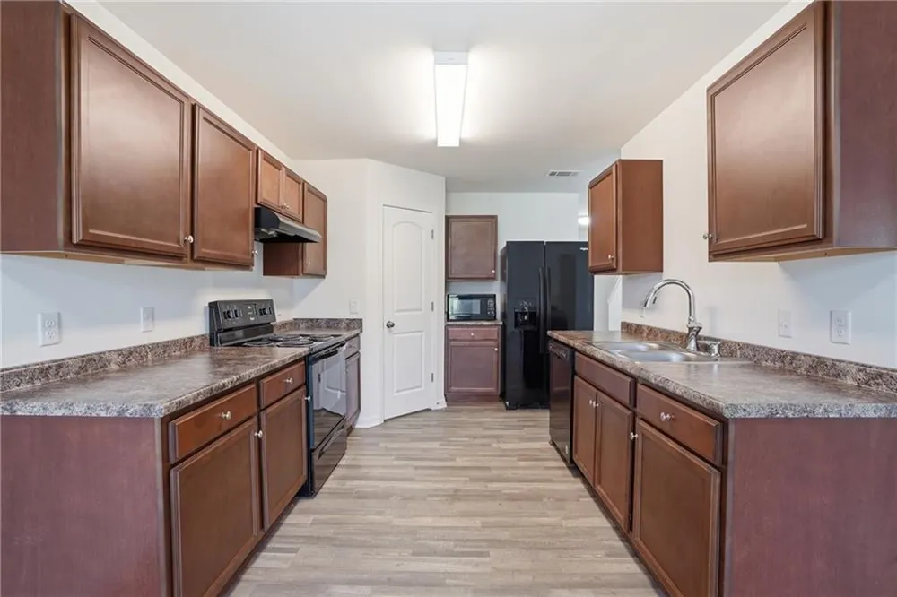225 Rendell Lane Hinesville, GA 31313