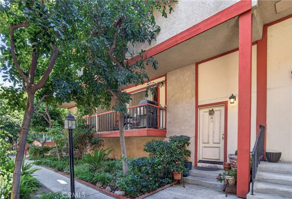 14287 foothill Boulevard #14 Sylmar, CA 91342