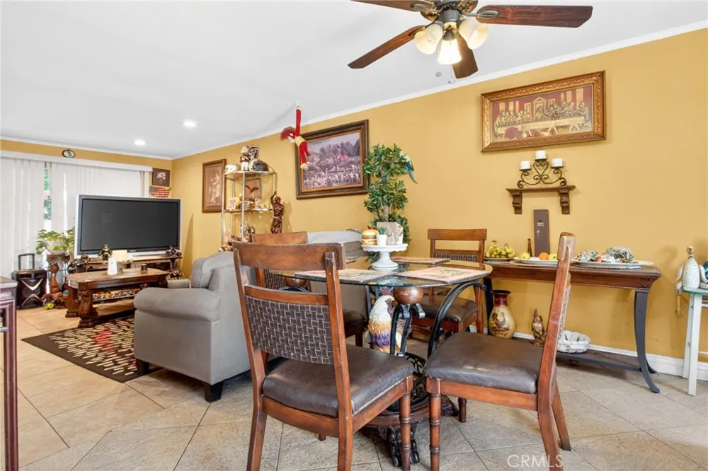 14287 foothill Boulevard #14 Sylmar, CA 91342