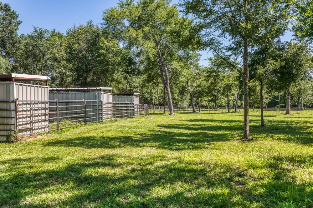16597 Fm 912 Washington, TX 77880