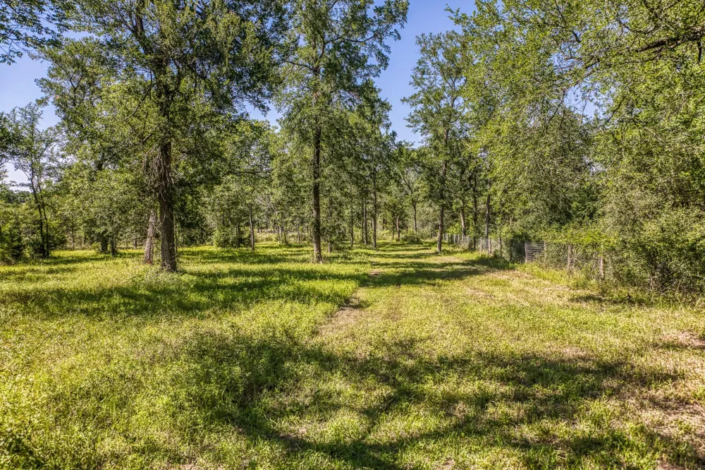 16597 Fm 912 Washington, TX 77880