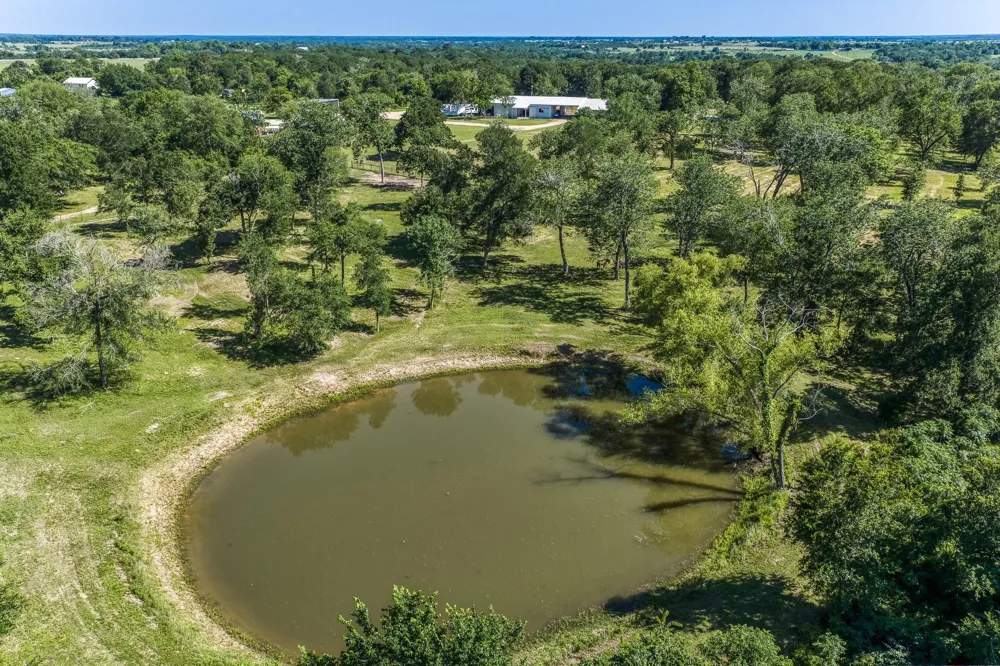 16597 Fm 912 Washington, TX 77880