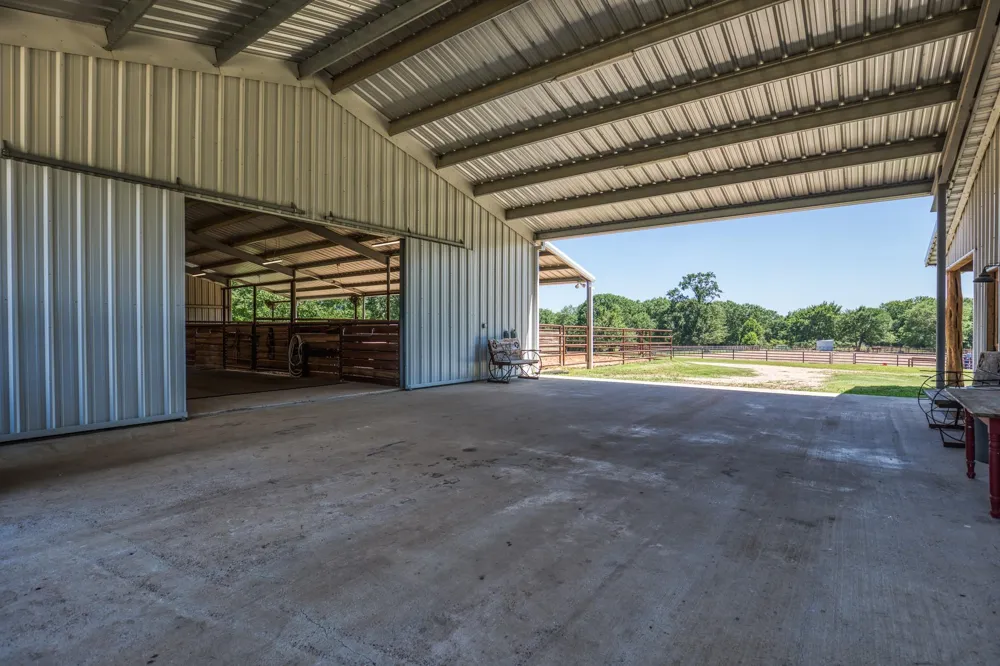 16597 Fm 912 Washington, TX 77880