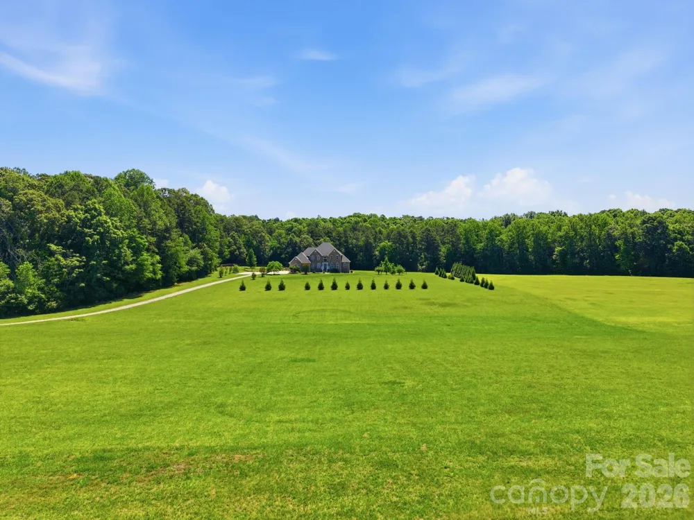 1434 Steeplechase Drive Mount Pleasant, NC 28124