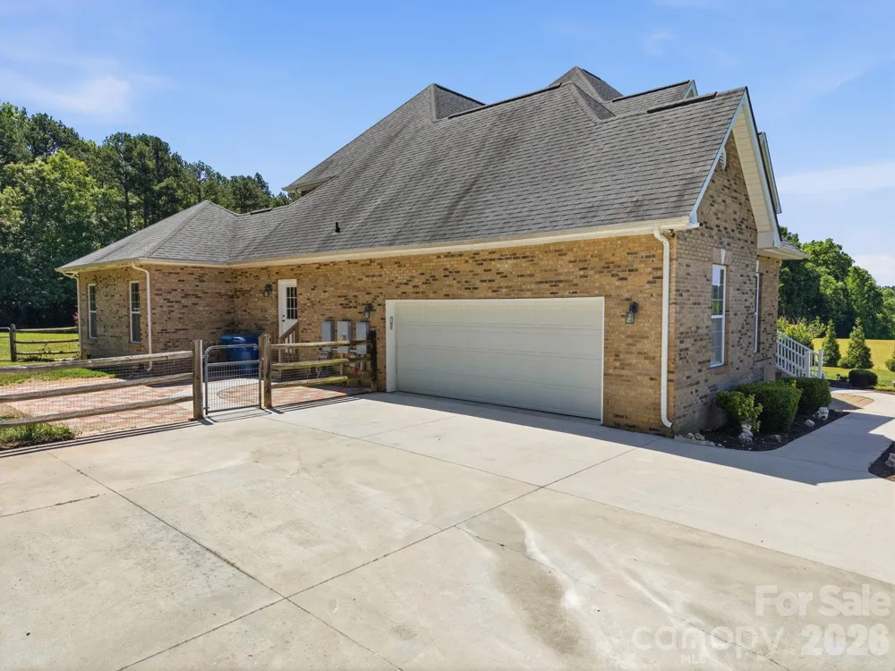 1434 Steeplechase Drive Mount Pleasant, NC 28124