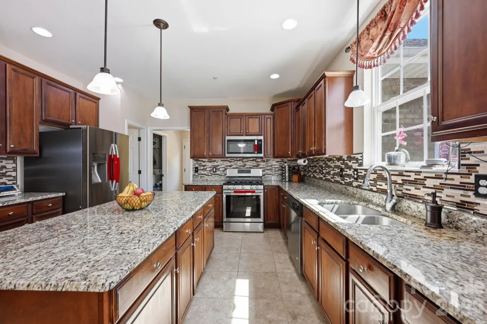1434 Steeplechase Drive Mount Pleasant, NC 28124