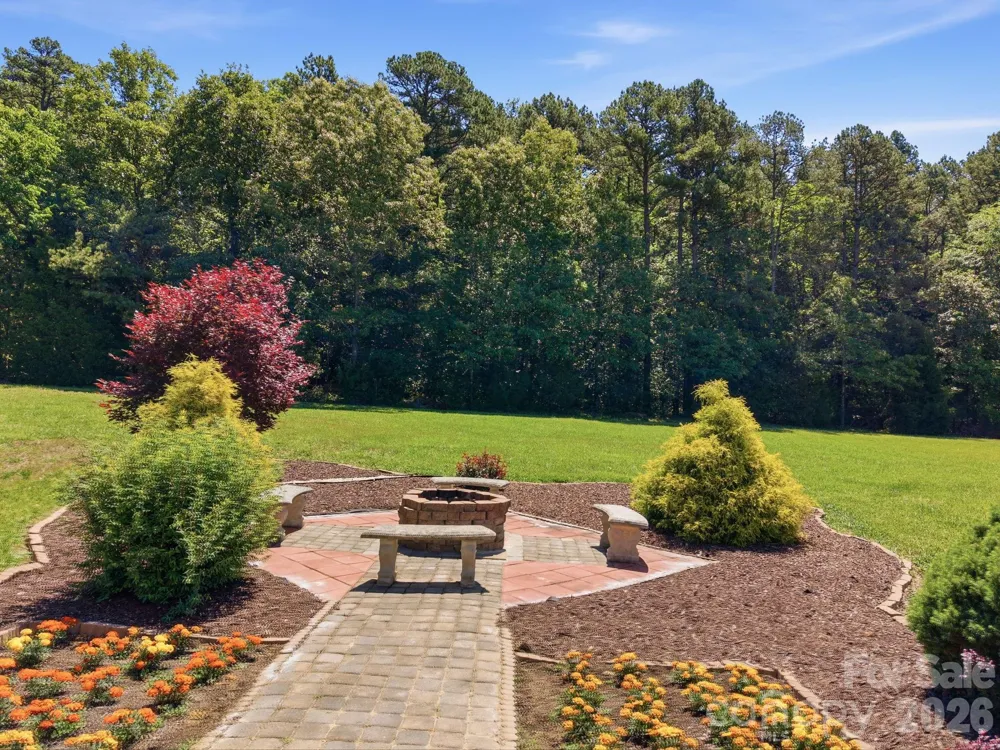 1434 Steeplechase Drive Mount Pleasant, NC 28124