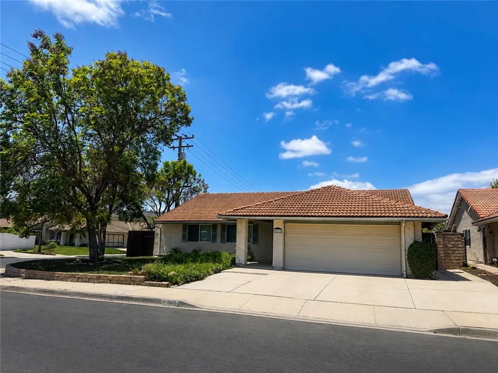 4215 Colibri Court