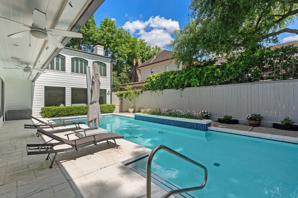 6348 Vanderbilt Street West University Place, TX 77005