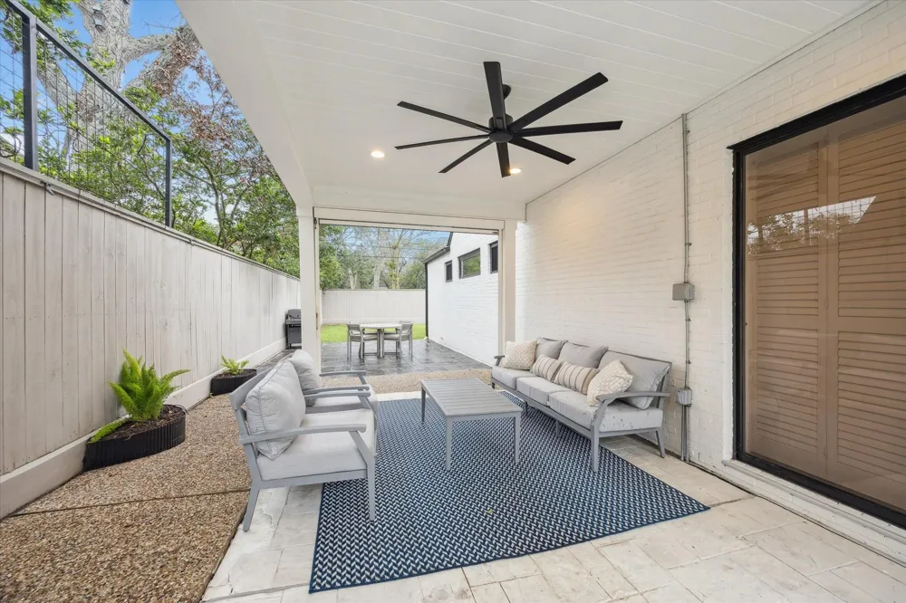 6348 Vanderbilt Street West University Place, TX 77005