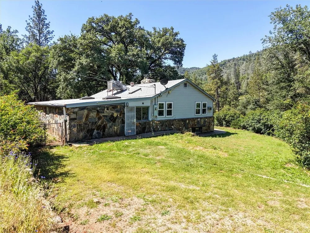 6576 Highway 140 Midpines, CA 95345