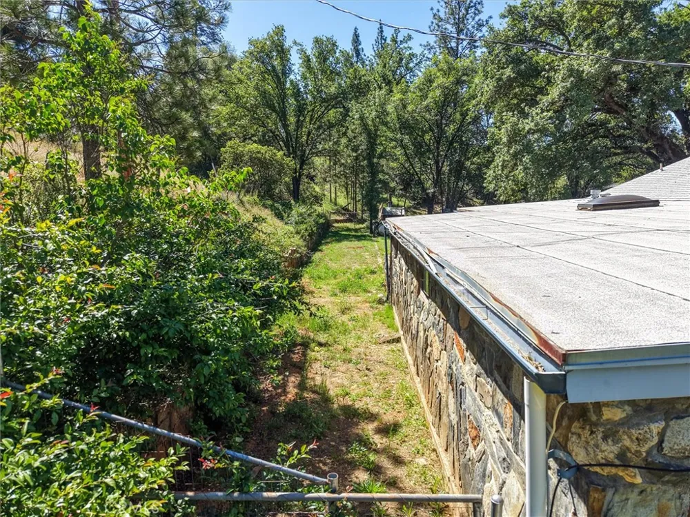6576 Highway 140 Midpines, CA 95345