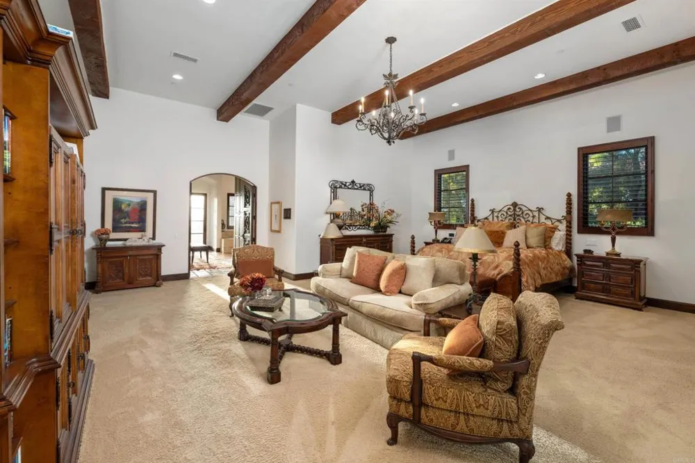 6870 La Valle Plateada Rancho Santa Fe, CA 92067