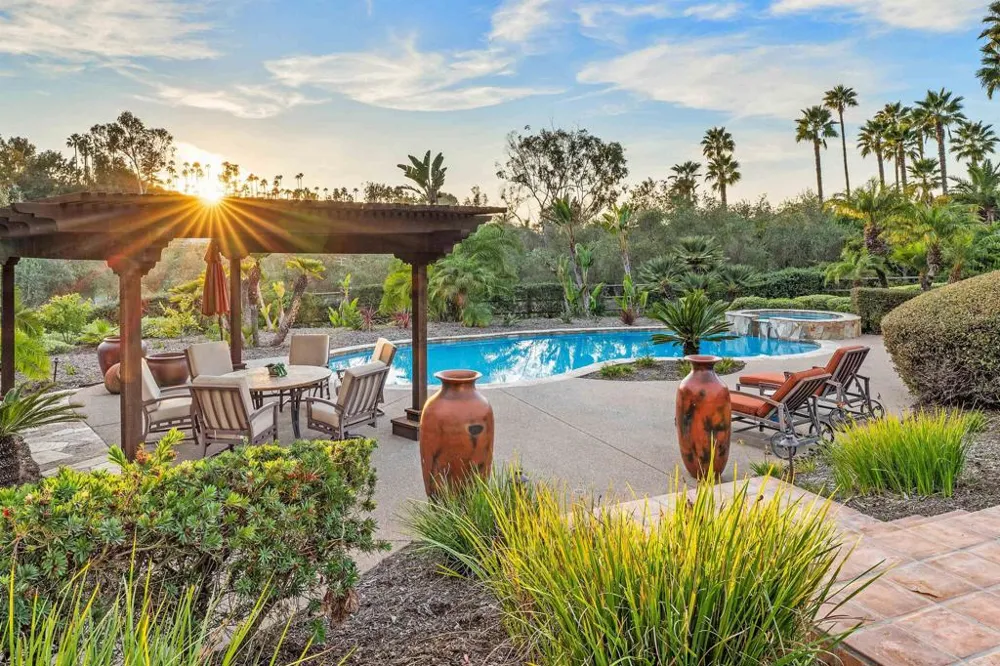 6870 La Valle Plateada Rancho Santa Fe, CA 92067