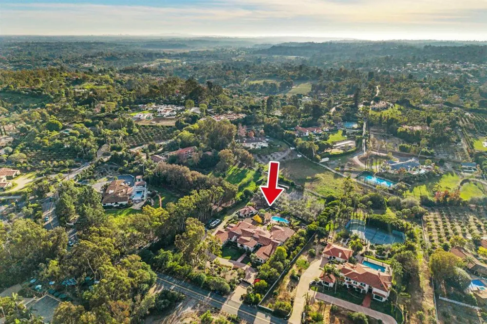 6870 La Valle Plateada Rancho Santa Fe, CA 92067